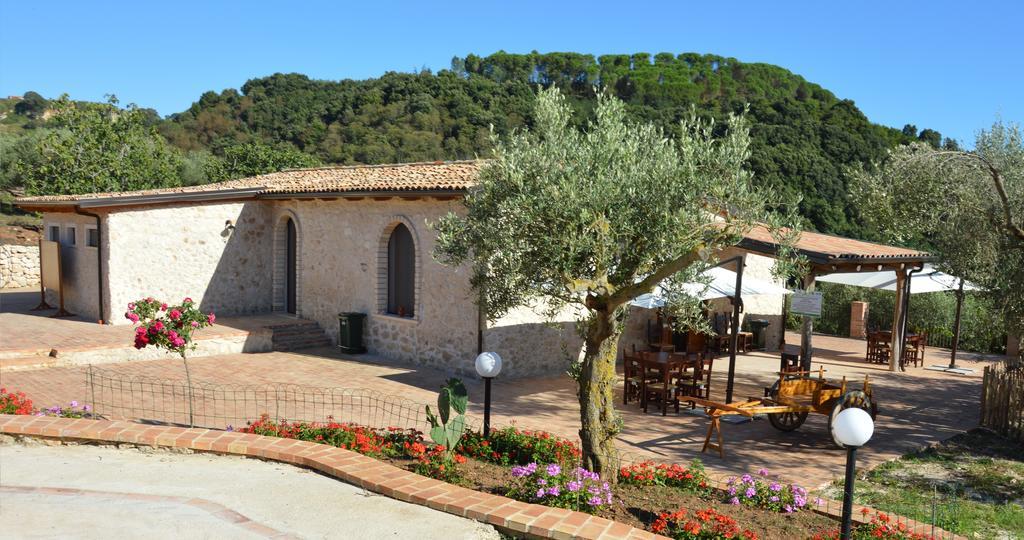 Azienda Agrituristica Carida Zaccanopoli Buitenkant foto