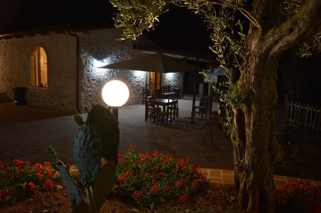 Azienda Agrituristica Carida Zaccanopoli Buitenkant foto